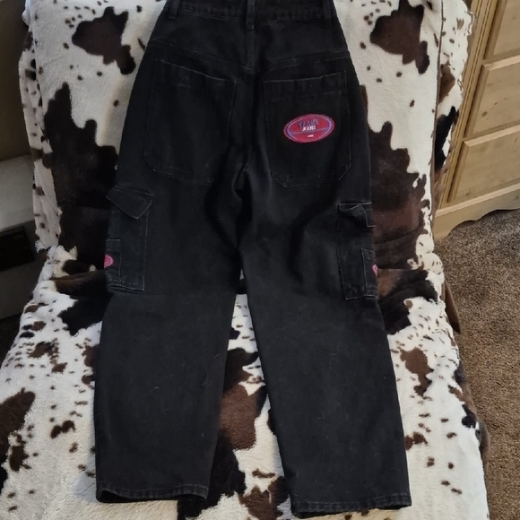 SHEIN Dark Straight Leg Jeans with Pink Details - Picture 4 of 11